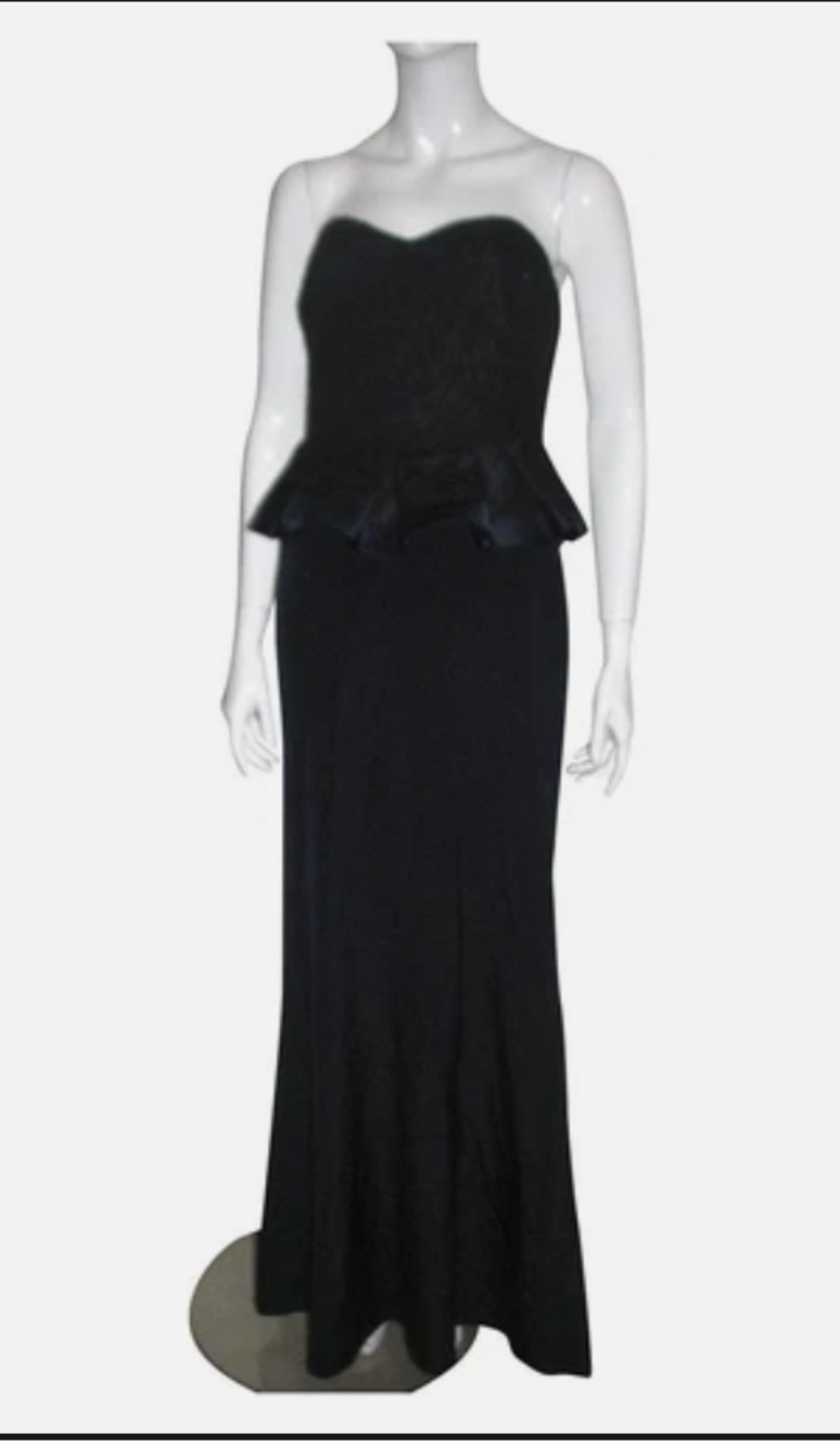 Stunning Marchesa Notte Dress. Navy Blue Silk w/Black Lace Peplum Bodice.
